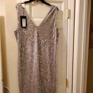Vero  Moda  MIDI glittery sequined dress . New without tag.